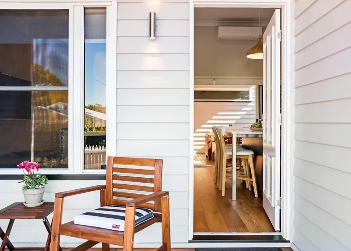 Bluestone Cottages - The Villa